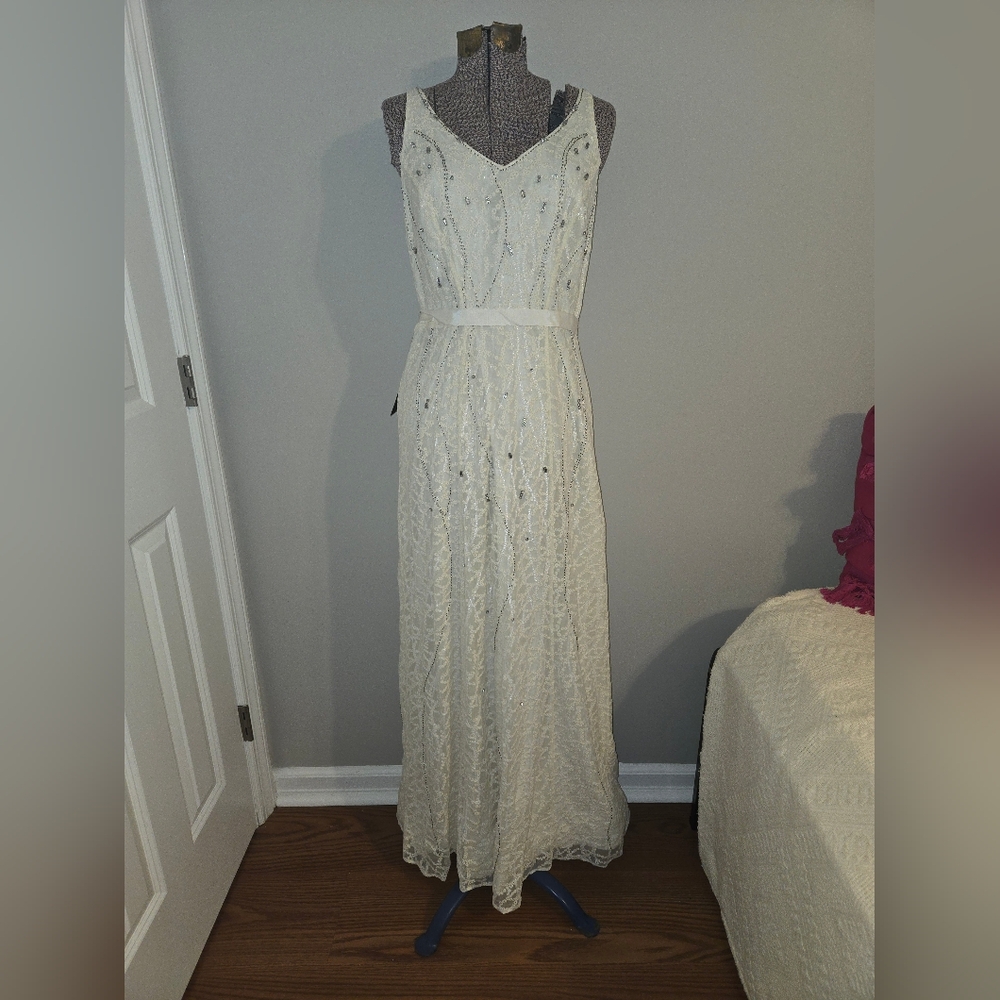 NWT: Wedding Dress, Formal Dress